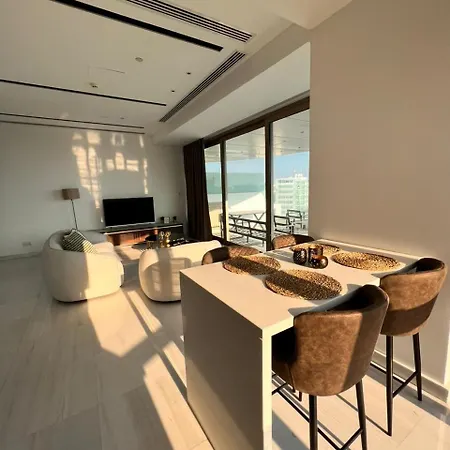 360 Luxury Living A شقة نيقوسيا