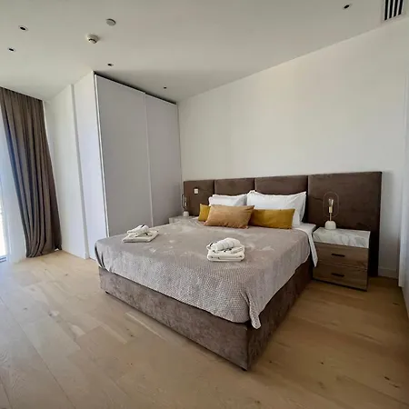360 Luxury Living A